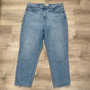 Madewell The Mom Jean Melva
Wash High Rise 100% Cotton
Denim K9935 W32